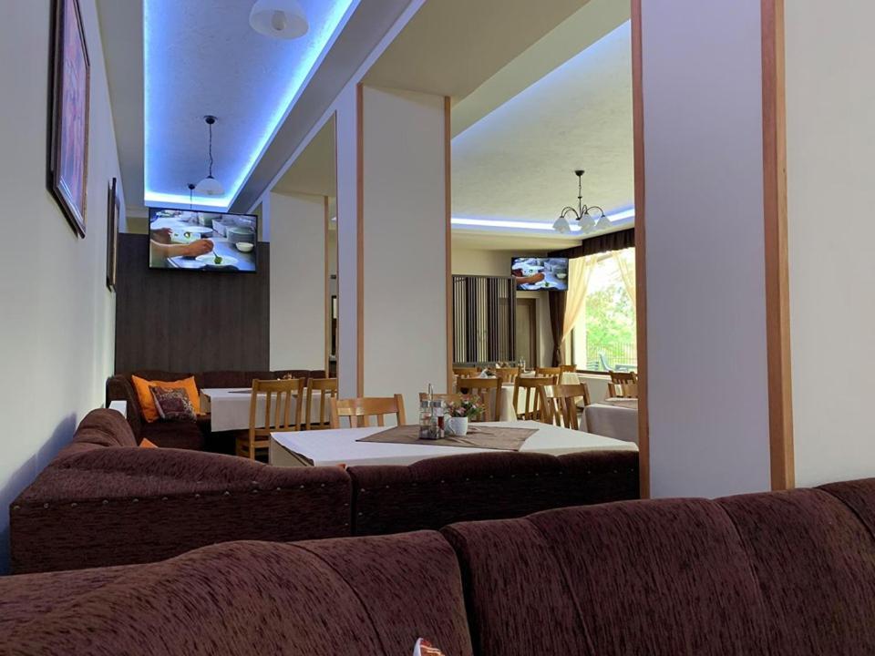 Hotel Velista ヴォネシュタ・ヴォダ エクステリア 写真